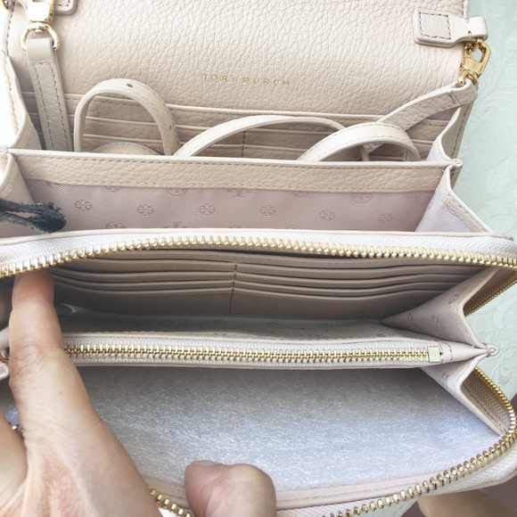 Tory Burch Bombee Crossbody - Picture 5 of 7